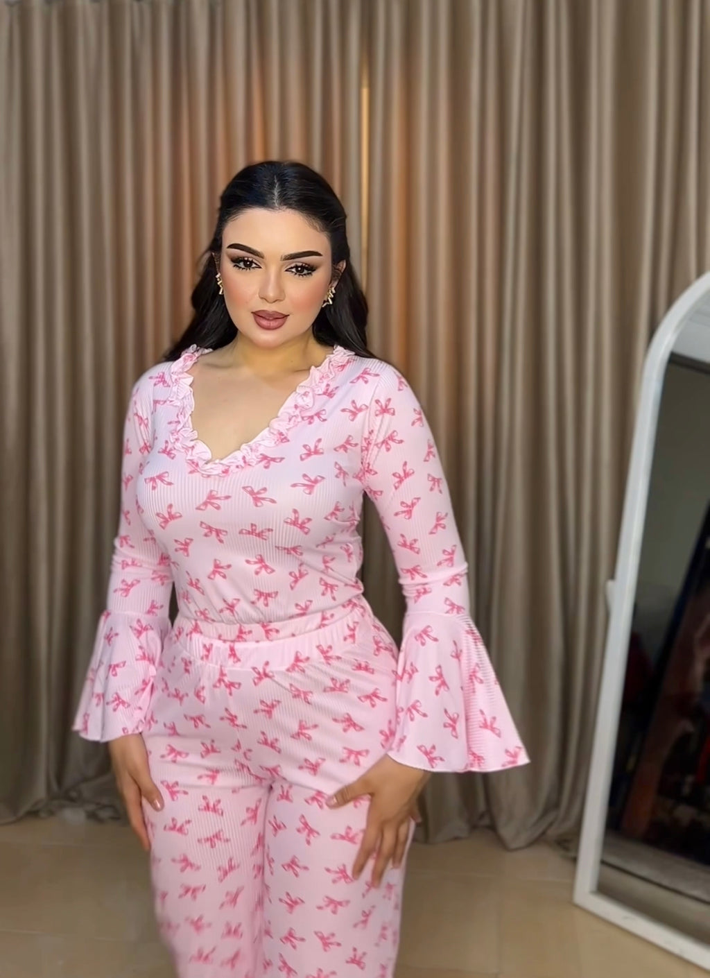 بيجامة فيونكات بينك
