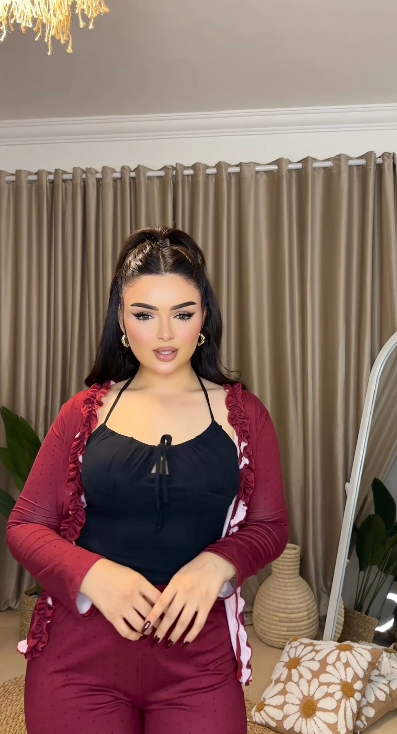 بيجامة نبيتي منقطة