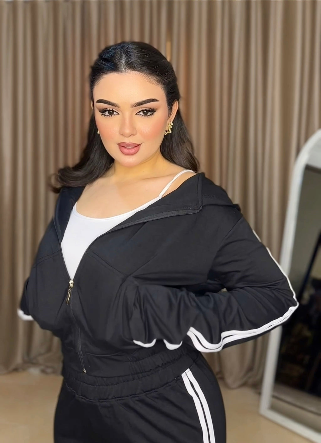 ترينج اسود خطوط