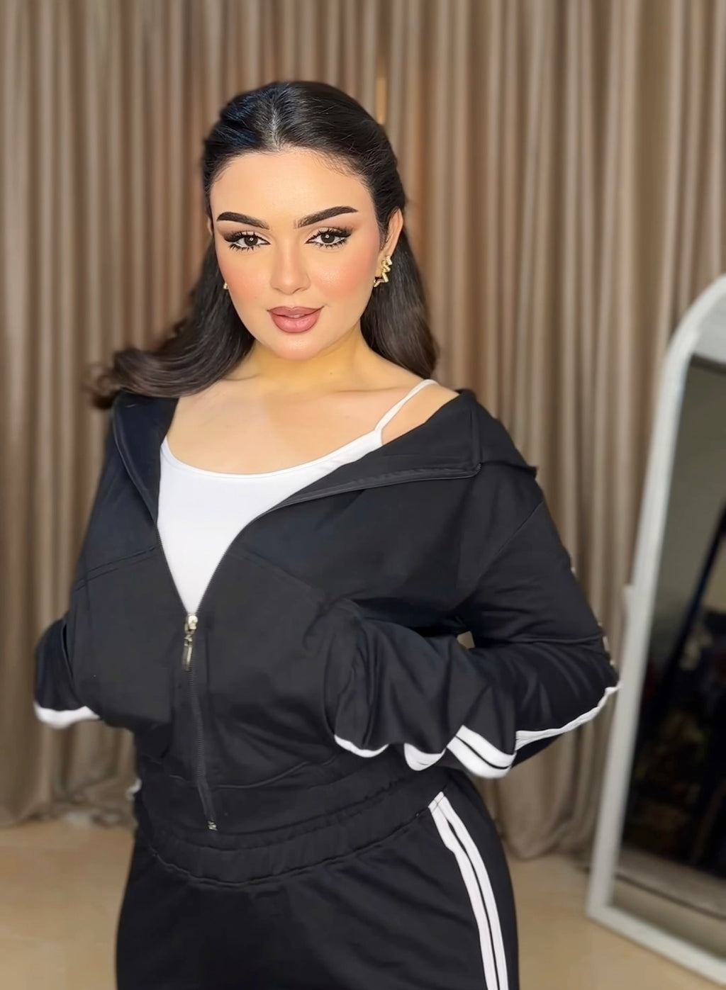 ترينج اسود خطوط