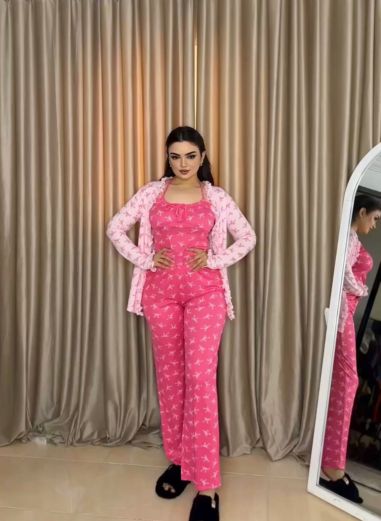 بيجامة فيونكات