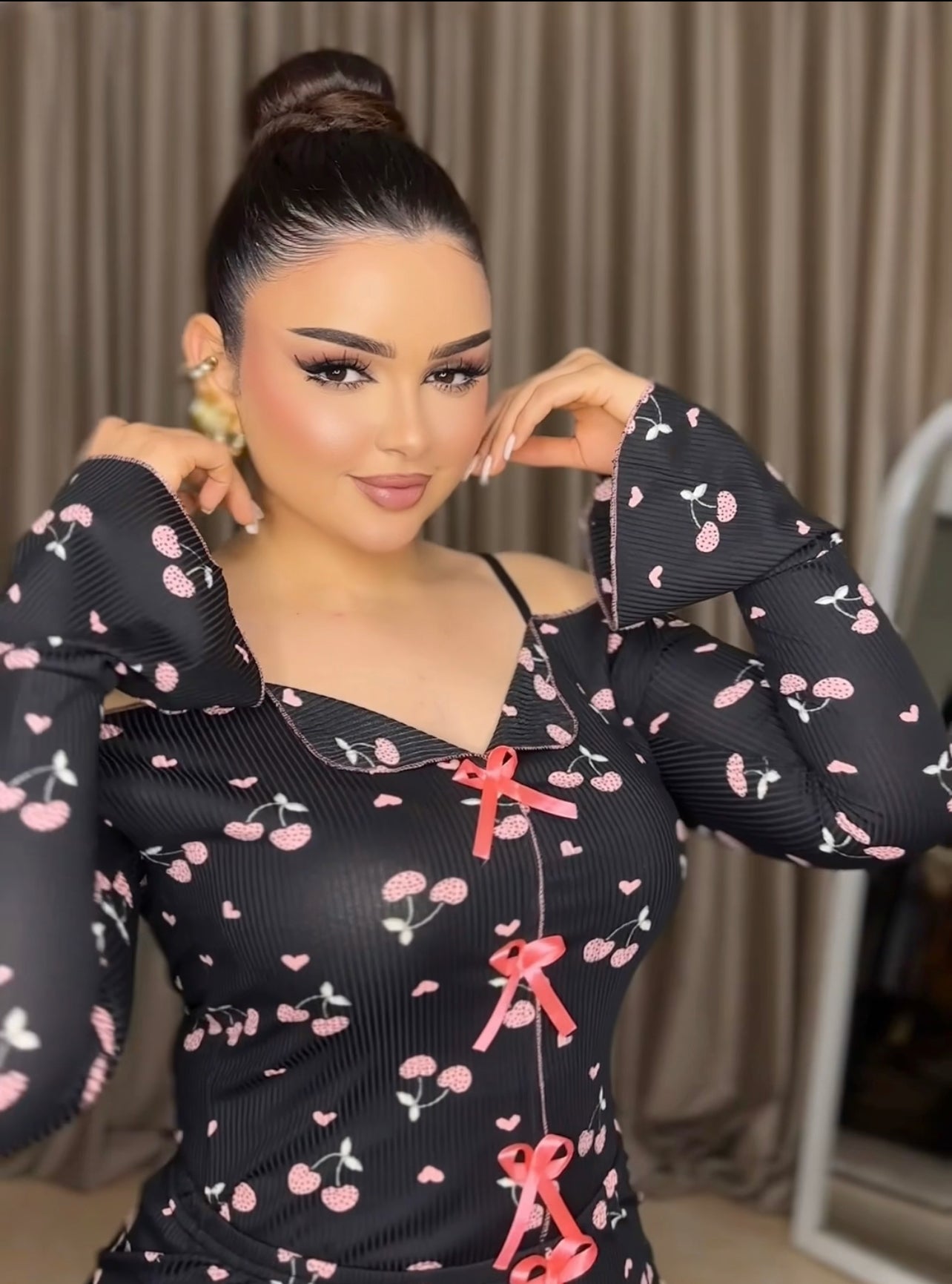 بيجامة فيونكات ورد