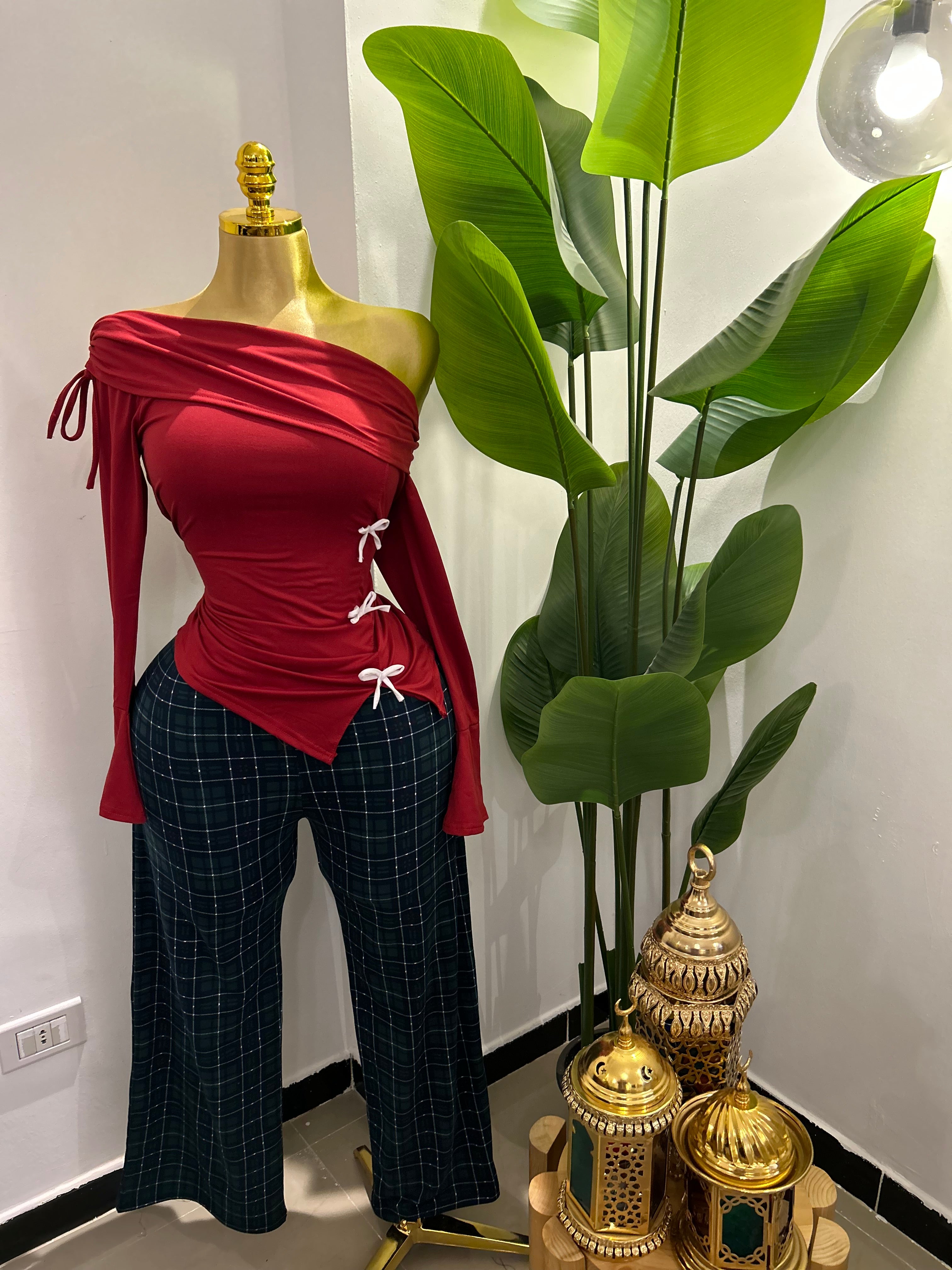 بيجامة كاروهات فيونكة