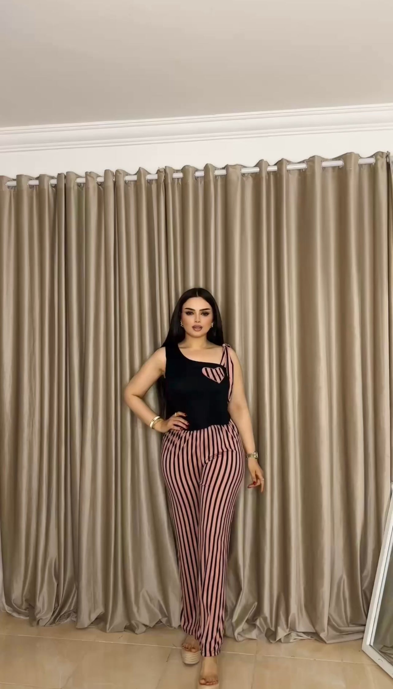 بيجامة قلب رباط من الكتف