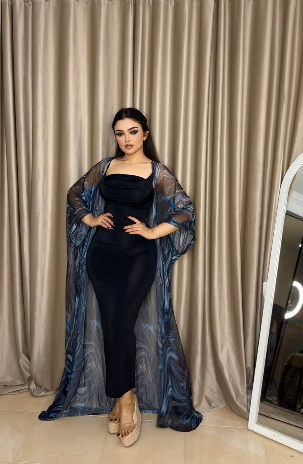 Black cash with sea wave robe