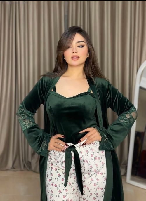 (الزيتي) يجامة قطيفة في دانتيل