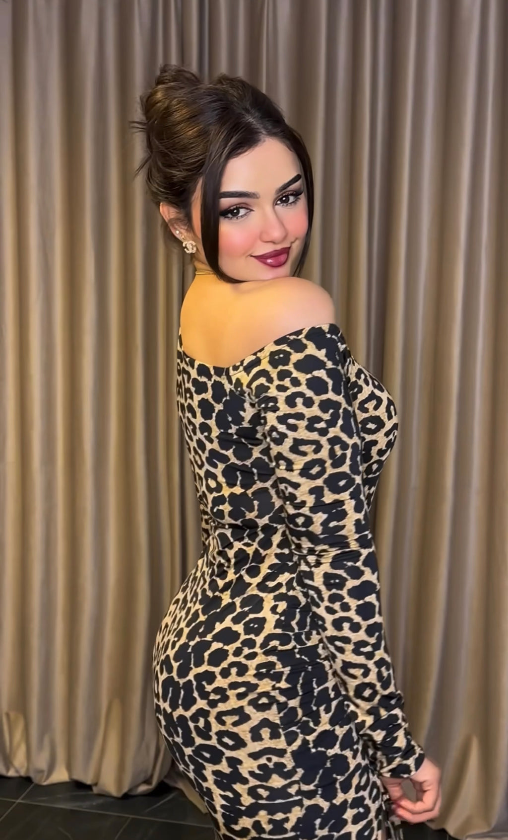 فستان تايجر شد
