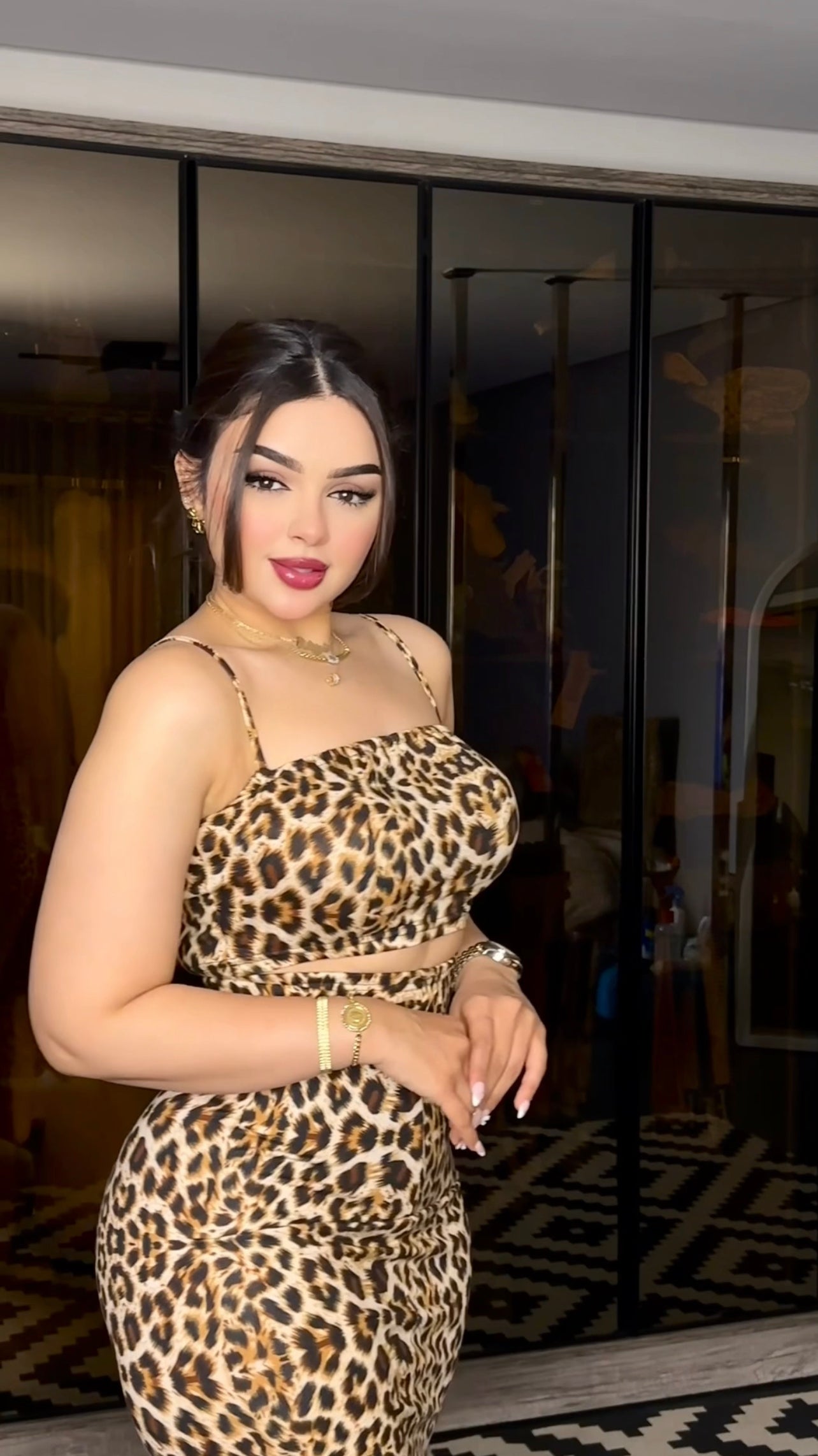 طقم جيبة وكروب توب تايجر