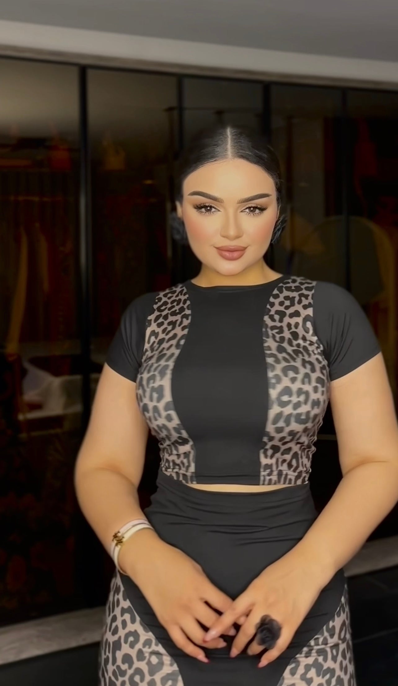 طقم التايجر اسود جيبة وتوب نص كم