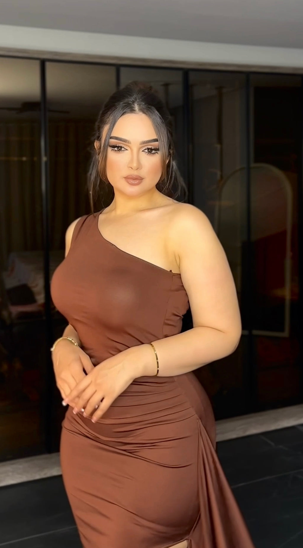 فستان وان شولدر