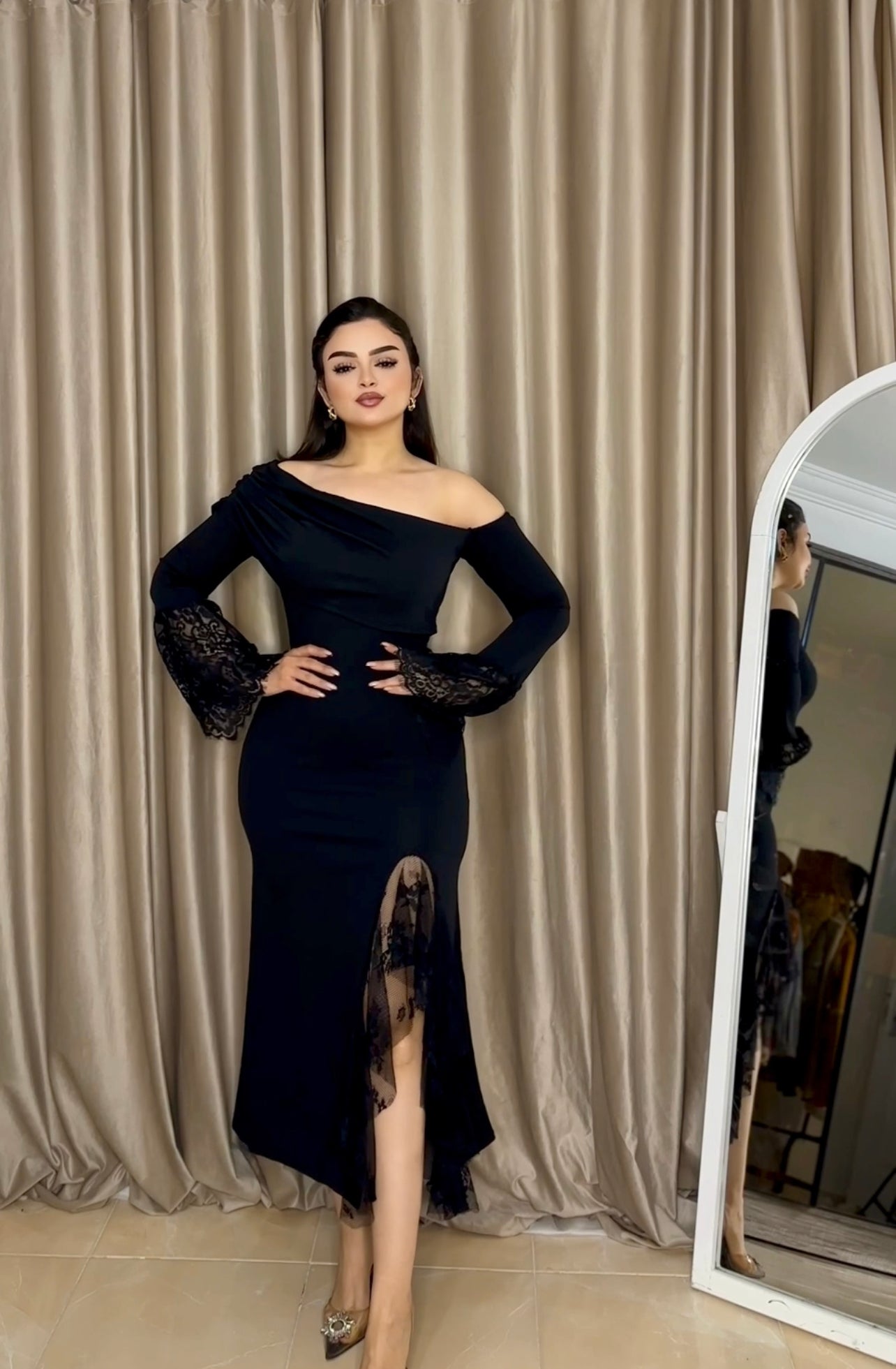 فستان دانتيل