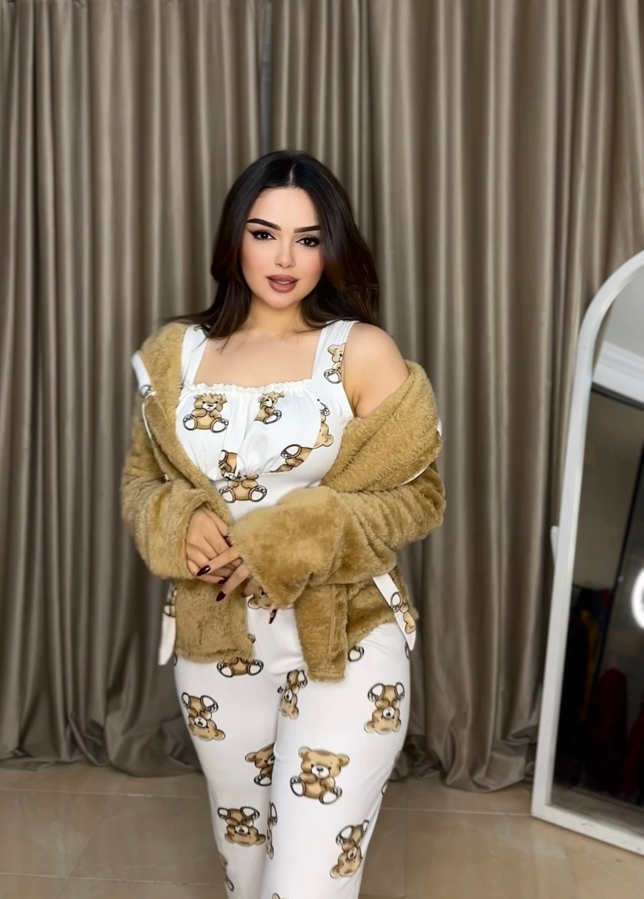 بيجامة دبدوب ابيض