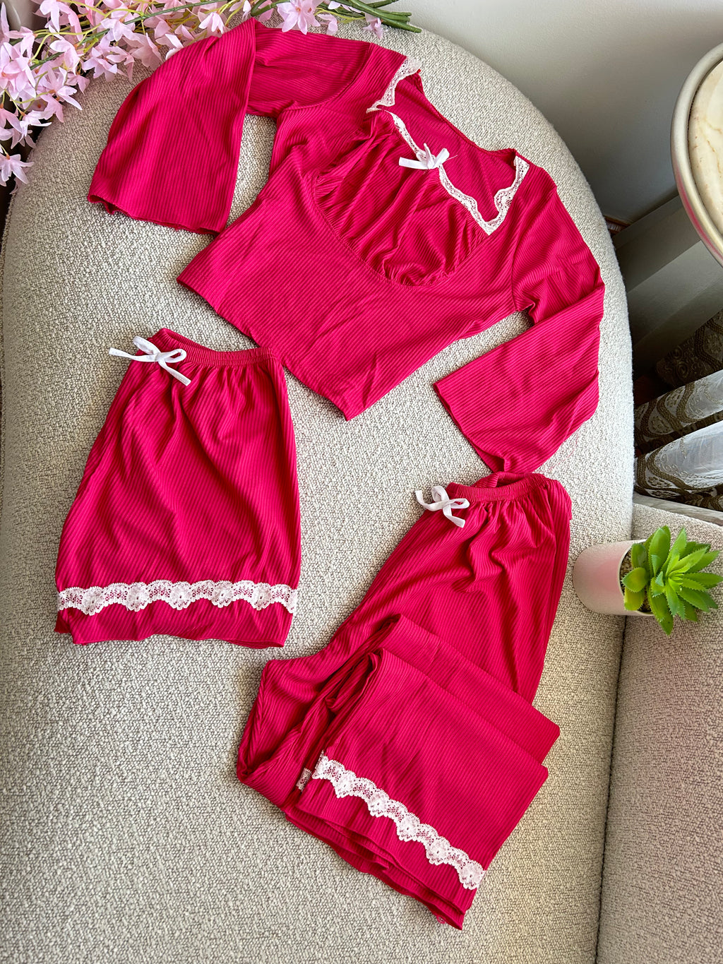 Fuchsia lace pajamas